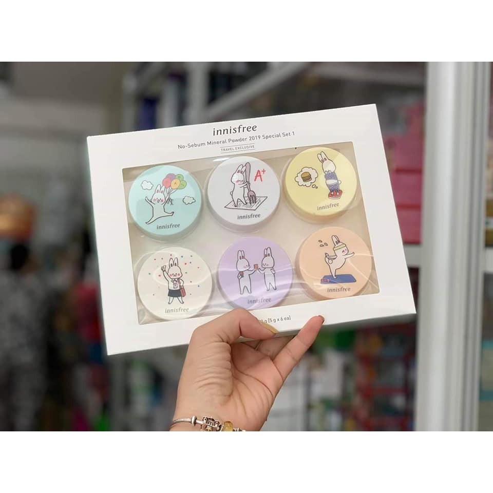 [NEW 2019] Phấn Phủ Dạng Bột Innisfree No Sebum Happy Bunny Cheering Edition Mineral Powder