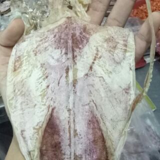 9 con Mực khô loại 1 y hình (400g)