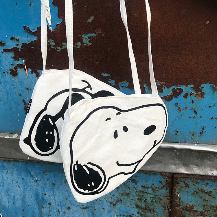 Túi Xách Canvas In Hình Snoopy Đáng Yêu