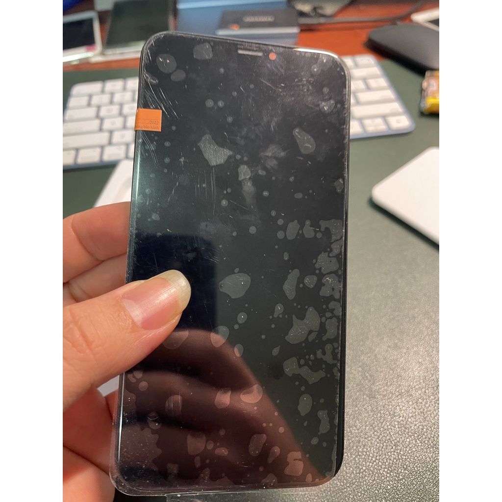 Màn hình thay thế xr zin ep kính tặng kèm bộ sửa tự thay thế.