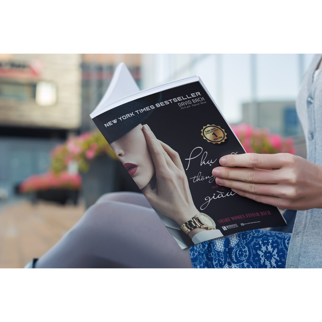 Sách - Phụ Nữ Thông Minh Sống Trong Giàu Có | BigBuy360 - bigbuy360.vn