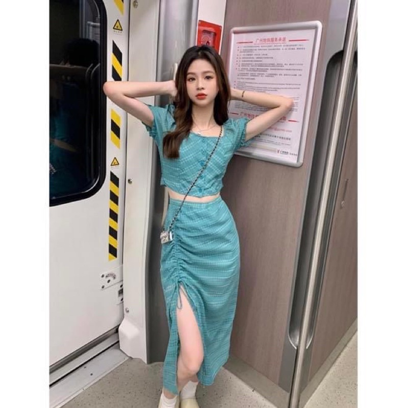 Set áo croptop tay ngắn phồng sọc caro kèm chân váy ngắn/midi dài lưng cao dây rút eo suông - Order taobao quảng châu