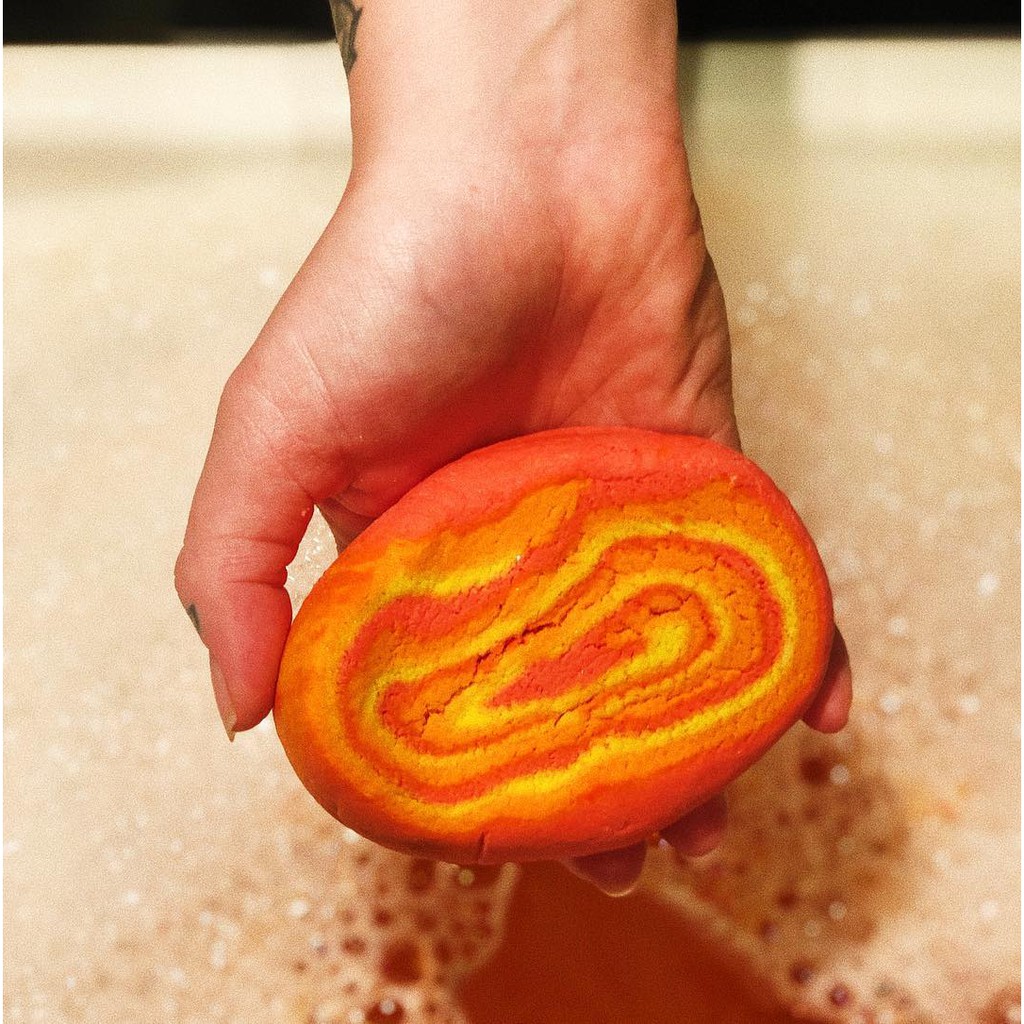 Bánh tạo bọt tắm LUSH - Brightside Bubble Bar | BigBuy360 - bigbuy360.vn