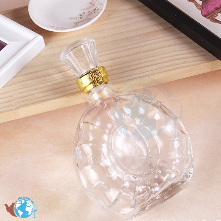 Chai đựng rượu thủy tinh BR21 kiểu dáng đẹp-nút có khuy gài dung tích 500ml