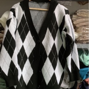 Áo cadigan len lông thỏ dáng rộng họa tiết kim cương