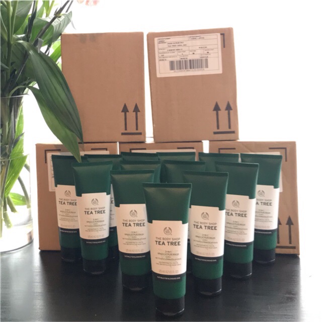 Tẩy da chết da mặt The Body Shop Tea Tree 3-In-1 Wash Scrub Mask 125ml | BigBuy360 - bigbuy360.vn