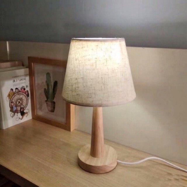 TẶNG KÈM BÓNG LED