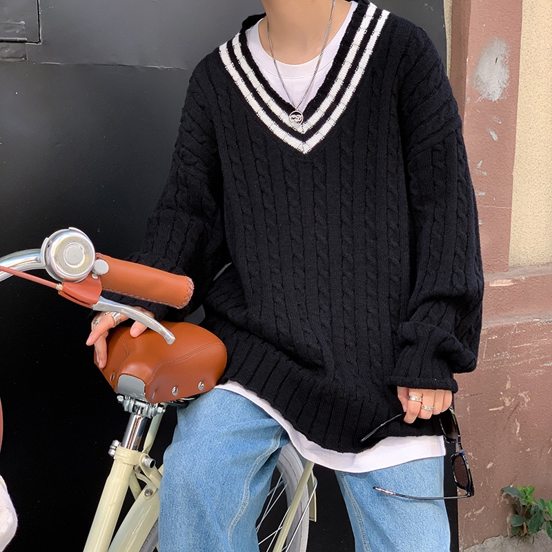 Áo len nam cổ V dài tay màu đen và trắng fom rộng phong cách hàn quốc