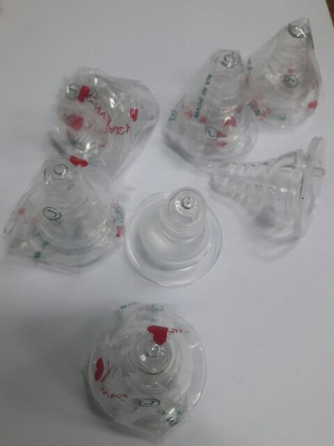 NÚM TI FANCY SILLCONE NIPPLE 36 CÁI