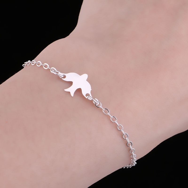 Vòng đeo tay đơn giản phong cách chim bồ câu