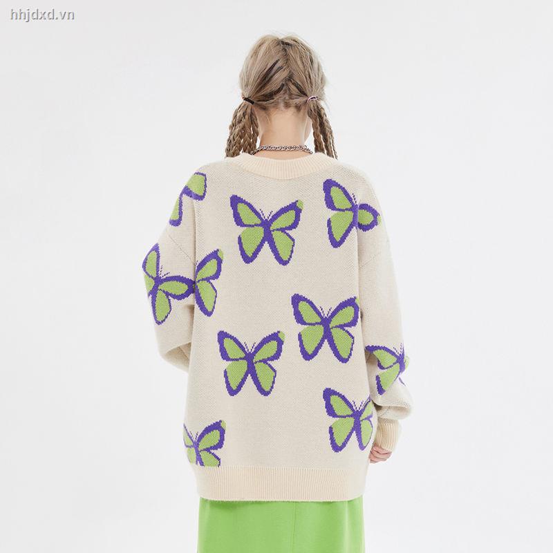 Áo sweater dệt kim 21AW dáng rộng in họa tiết bướm hoạt hình phong cách retro cho nữ | BigBuy360 - bigbuy360.vn
