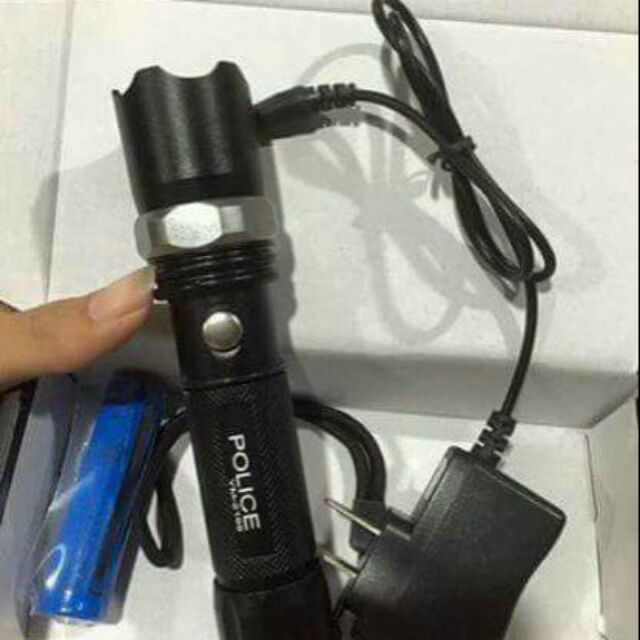 Đèn pin siêu sáng