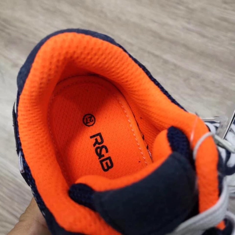 Giày Thể Thao Bé Trai Nguyên Tag Móc Hãng R&B