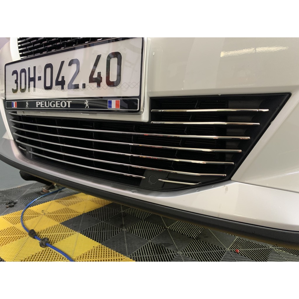 Nẹp trang trí phần đầu cản trước PEUGEOT 2008, ốp trang trí cản trước 2008, thanh dán trang trí 2008