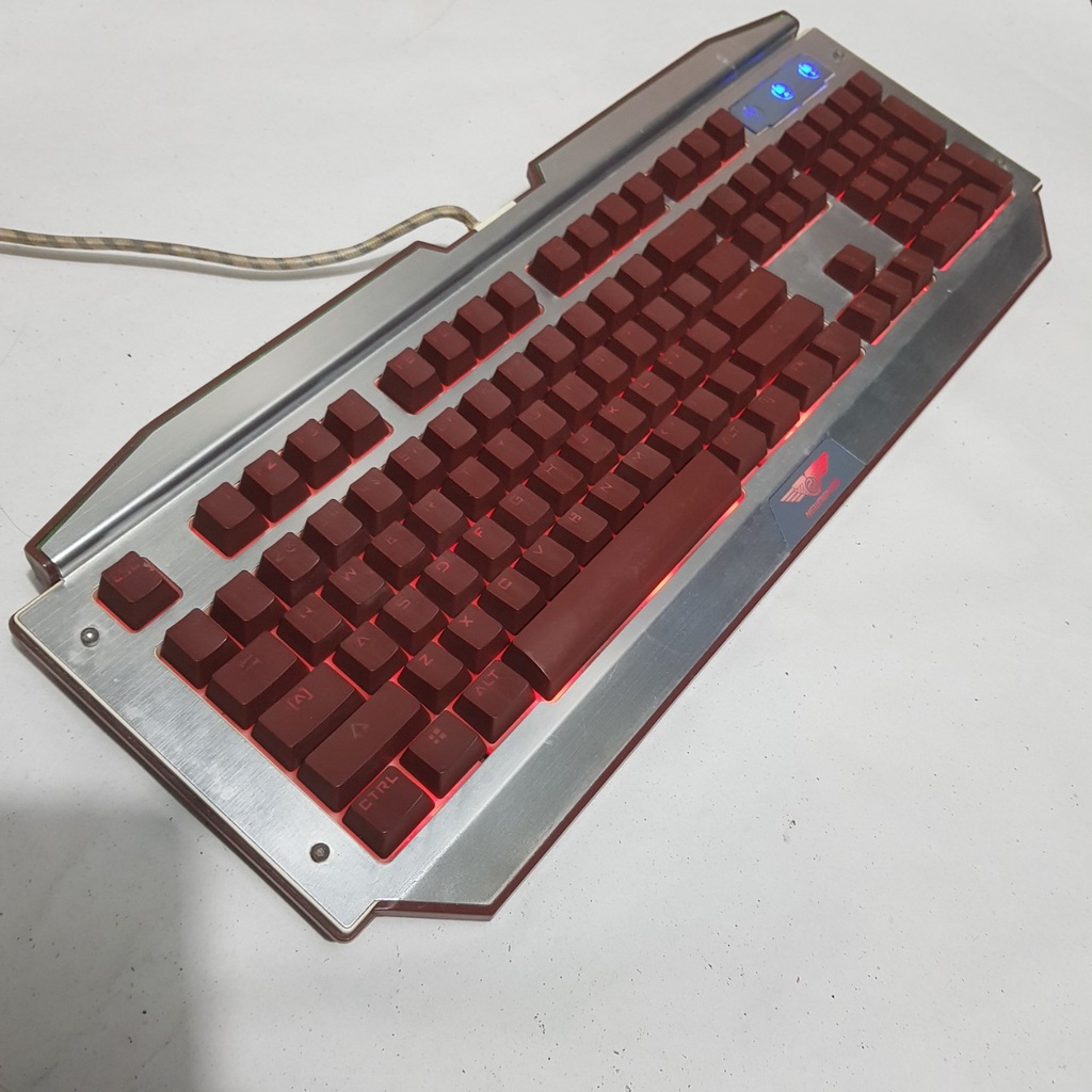 [Tặng chuột ]Bàn phím giả cơ gaming E-dra ek700 LED RGB đổi màu_ hàng cũ dùng tốt,  tặng chuột có dây cổng usb