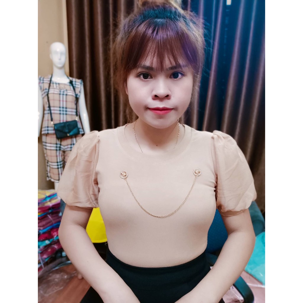 Áo thun tay bồng , Áo kiểu cổ tròn ngắn tay vai bồng vải cotton co giãn,ngực gắn tag cài - M01- thutrang fashion