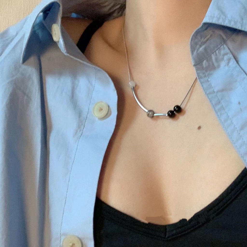 Dây Chuyền Mặt Đá Đen Trắng Tự Nhiên Phong Cách Vintage Hàn Quốc Cho Nữ