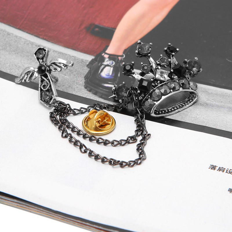 Huy hiệu cài áo hình chữ thập vương miện đính đá thời trang cho nam