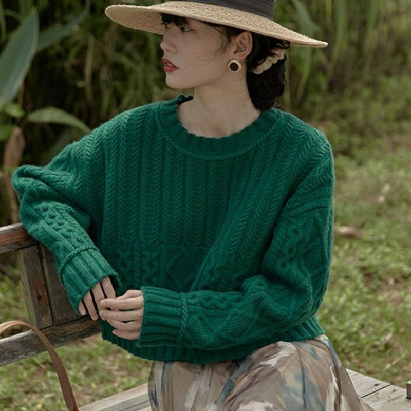Áo sweater ngắn dáng rộng màu xanh lục thời trang cho nữ