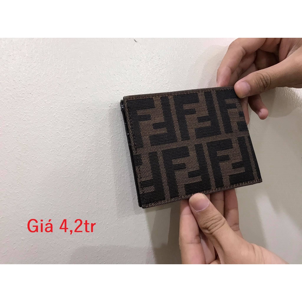 Thanh Lý Ví Fendi Nam Nữ Hàng Hiệu Nhật Authentic Đã Qua Sử Dụng Còn Mới 98% Giá Tốt