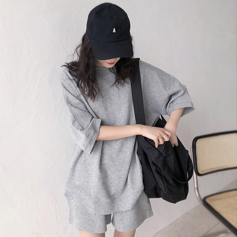 IELGY Set Áo Thun Ngắn Tay + Quần short Lưng Cao Thời Trang Thể Thao Cho Nữ