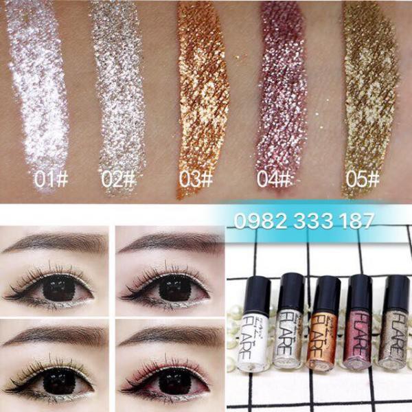 Kẻ Mắt Nước Nhũ Kim Tuyến BLACK STYLE Flare Shining Charm Eyes