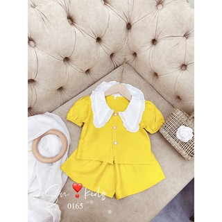 Bộ đũi cổ trắng bé gái