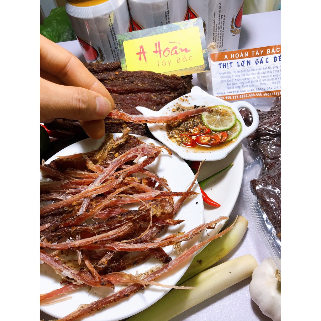 [Mã GROXUAN1 giảm 8% đơn 150K] Thịt Lợn Gác Bếp Tây Bắc chính hiệu tặng chẩm chéo (225gr) | BigBuy360 - bigbuy360.vn