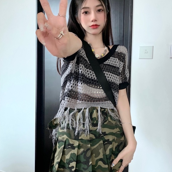 Áo dệt kim ZHELIHANGFEI cổ chữ V dáng rộng kẻ sọc phối tua rua gợi cảm