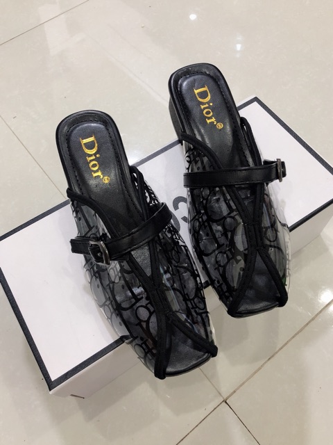 Giày sục meka trong hở mũi 3p