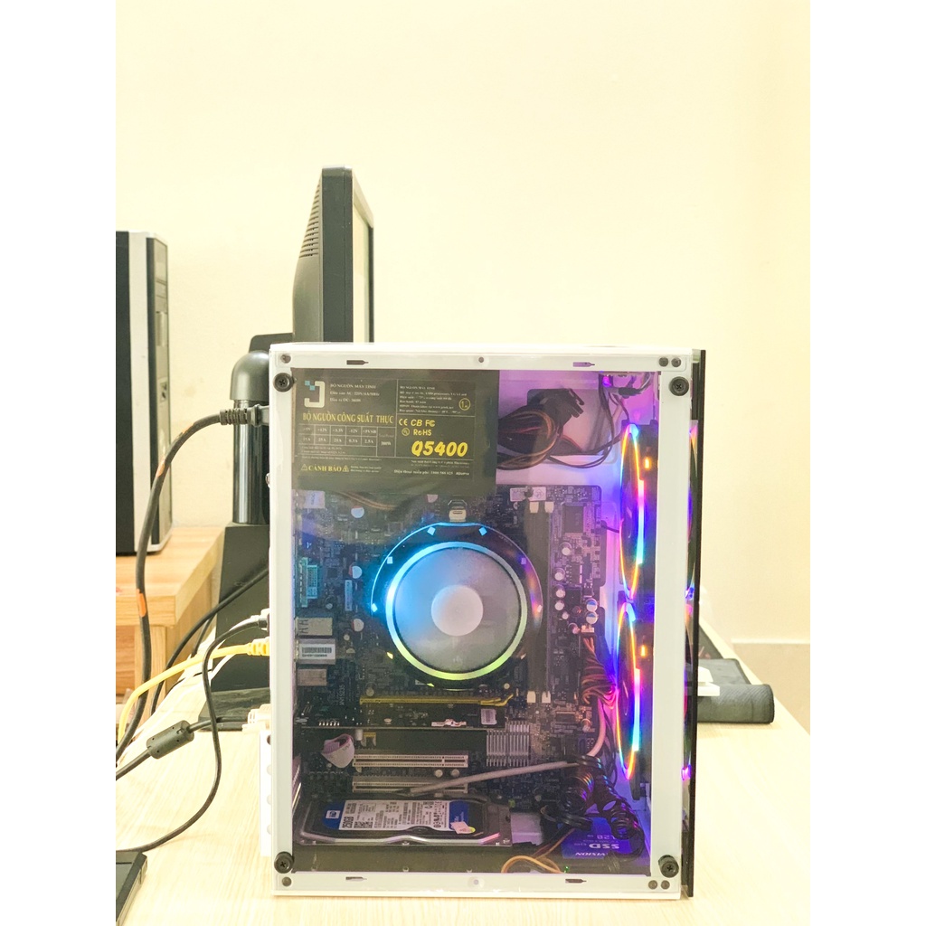 Máy tính chơi Game Led RGB mạnh bằng Core i7/Ram 16GB/SSD chiến mượt mà FO4, Au 2, Võ Lâm, Liên Minh