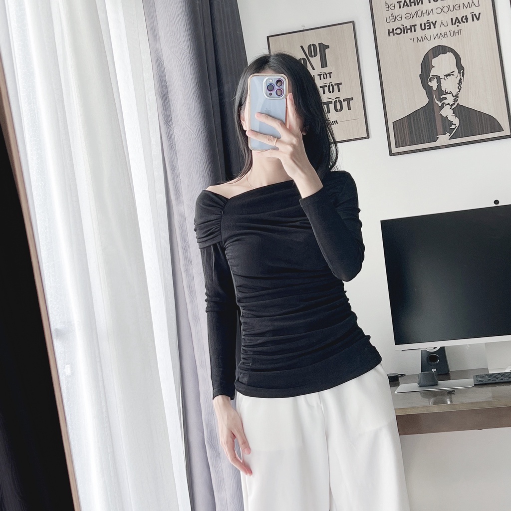 Áo thun lệch vai tay dài  siêu xinh