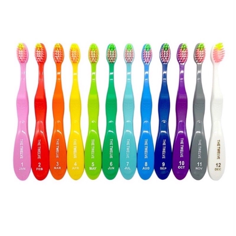 Bàn chải The Twelve Toddler Toothbrush dành cho bé từ 1 đến 8 tuổi (hộp 12pcs)