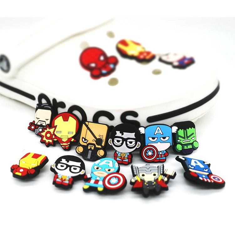 [Combo 2] Sticker Jibizz siêu anh hùng Marvel gắn dép cực ngầu có nút gắn chắc trắn chống bong cực bền (Giao ngẫu nhiên)