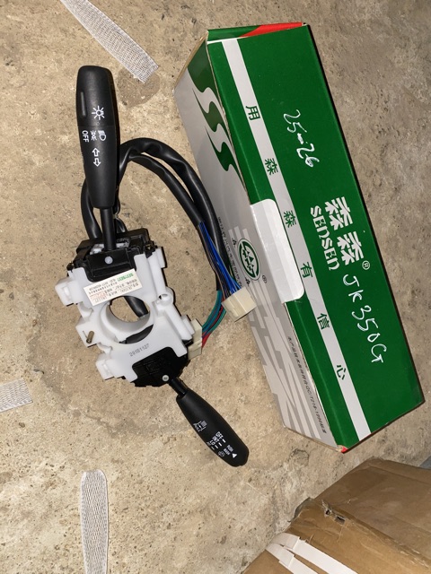 Sản phẩm gia đình làm: Công tắc tổng hợp jk350G