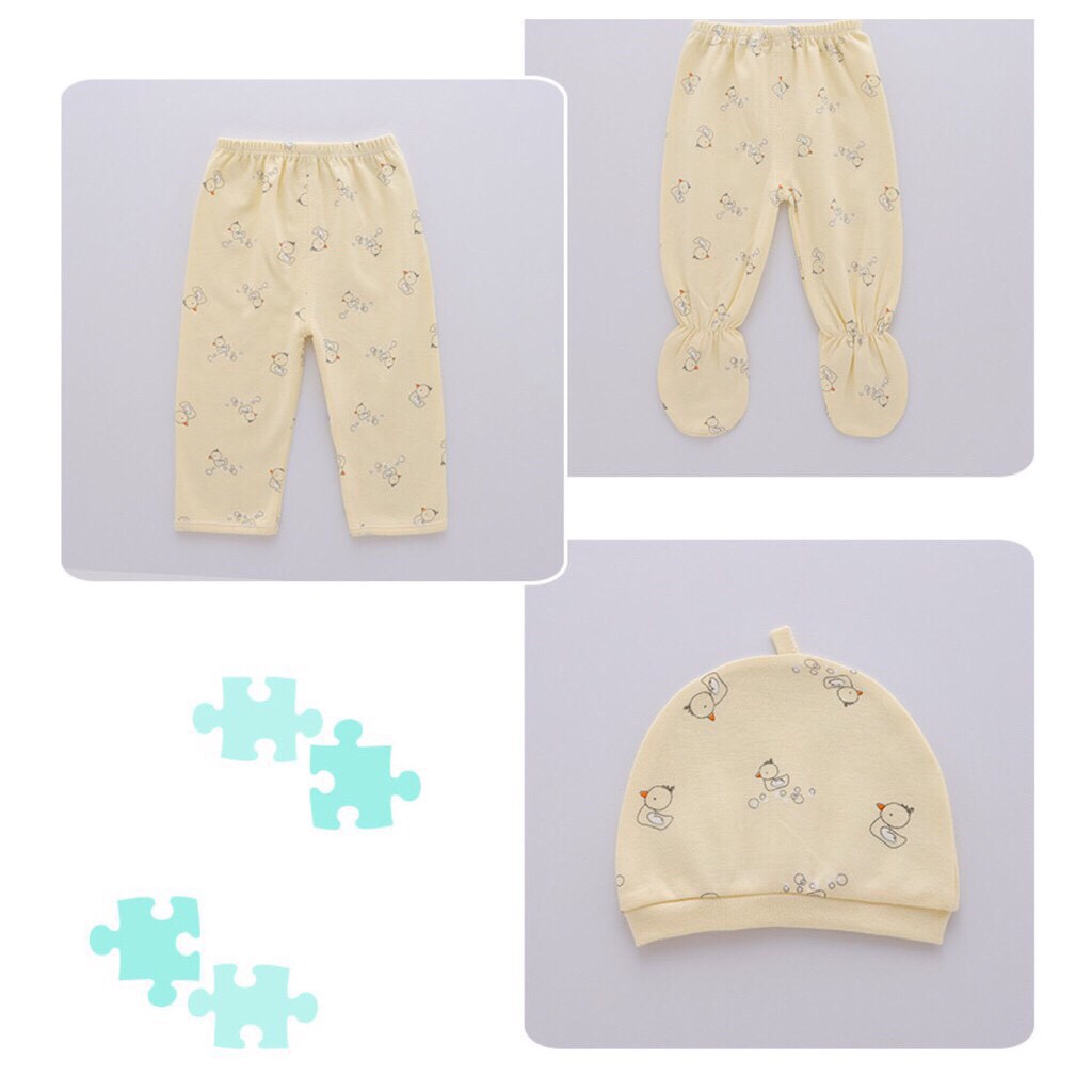 Set sơ sinh 7 chi tiết mẫu vịt con làm quà tặng cho bé.