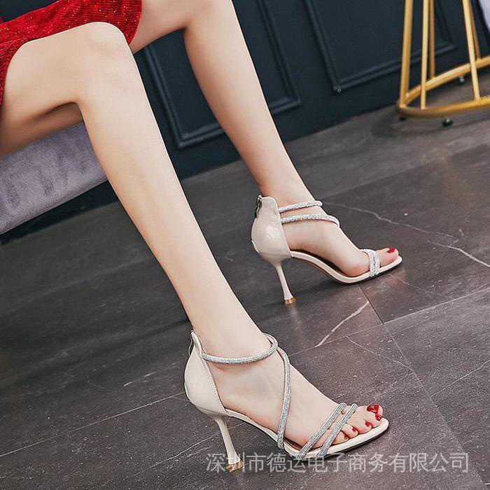 Giày Sandal Cao Gót Hở Ngón Quai Mảnh Hở Lưng Đính Đá Phối Khóa Kéo Thời Trang Mùa Hè Hàng Mới Dành Cho Bạn Nữ 2022