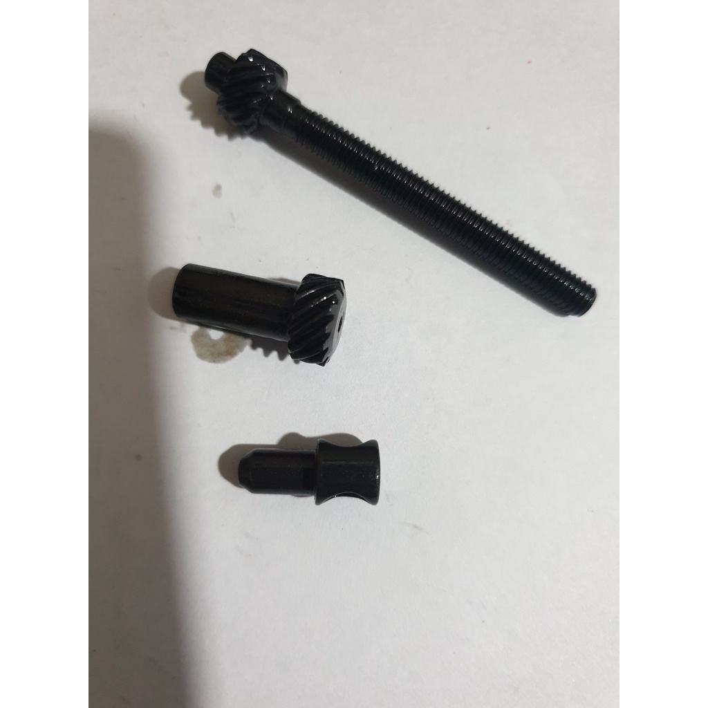 BỘ TĂNG XÍCH  MÁY CƯA XÍCH 5200