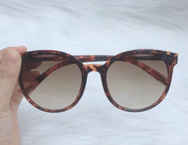 Mắt mèo béo sang chảnh D09 | BigBuy360 - bigbuy360.vn