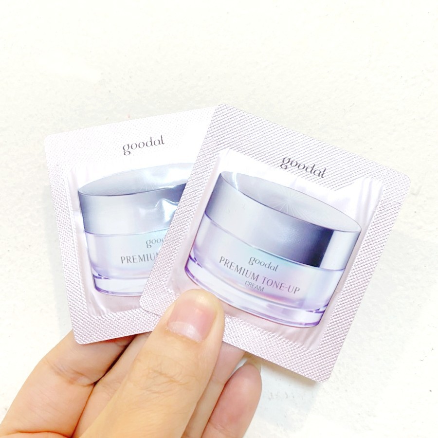 Sample Kem chiết xuất ốc sên Goodal Premium Snail Tone Up Cream Korea | BigBuy360 - bigbuy360.vn