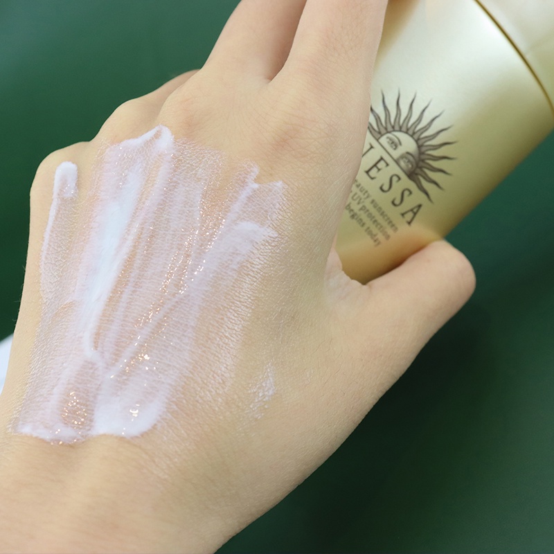 【Từ tp Hồ Chí Minh gửi hàng】Kem chống nắng ANESSA Sunscreen Skincare Milk SPF50+ PA++++ 60ml Dưỡng ẩm da Kiềm dầu kem chống nắng Ngăn Chặn Mọi Tác Hại Của Tia UV Trên Mọi Bề Mặt Da