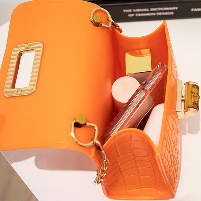 Túi đeo chéo mini IELGY họa tiết da cá sấu phối dây xích thời trang