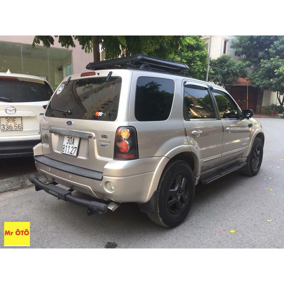 RÈM CHE NẮNG XE FORD ESCAPE
