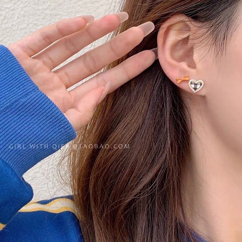 Set bông tai màu sắc dễ thương