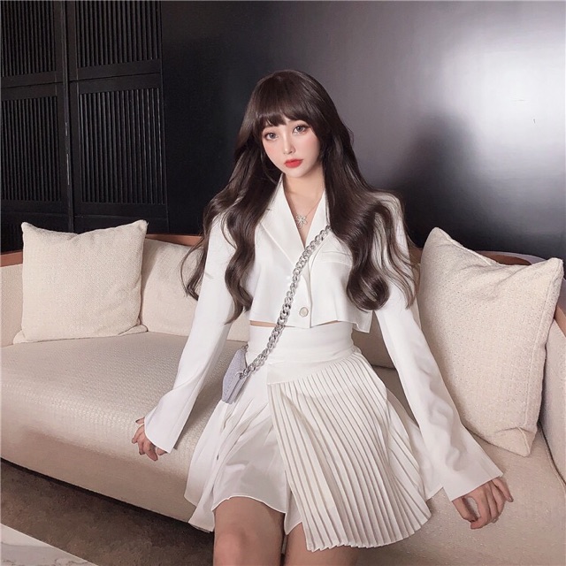 Set Áo Vest Croptop Kèm Váy Bó Eo Tôn Dáng‼️‼️‼️