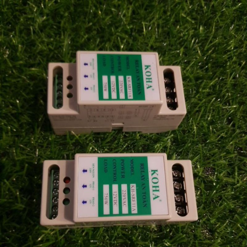 Role an toàn cho phao điện Koha-SRF11A chuyển nguồn 220V máy bơm thành 12V chống giật rò rỉ điện.