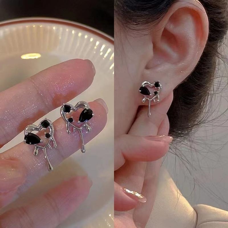 Khuyên Tai Hình Trái Tim Mạ Bạc 925 Thời Trang