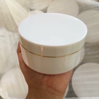 15 hu 100gr và 10 hũ 200gr