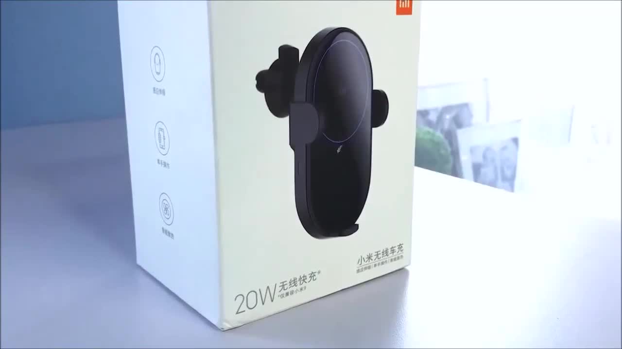 Đế giữ tự động kiêm sạc không dây trên oto Xiaomi 30W