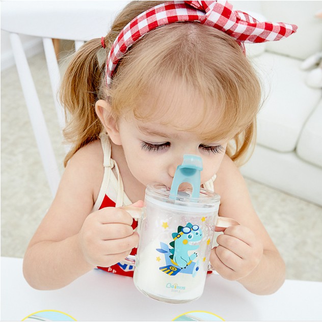 CỐC SỮA TRẺ EM 2 TAY CẦM XUẤT HÀN QUỐC